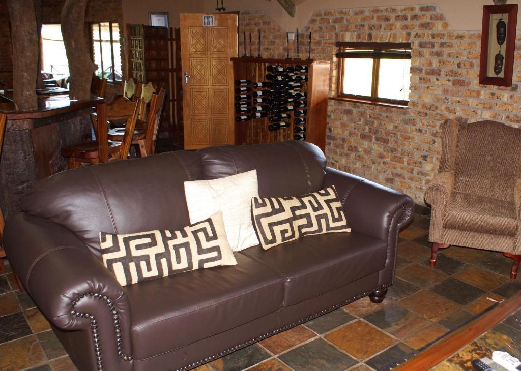 Crocodile Kruger Safari Lodge Marloth Park Exterior photo